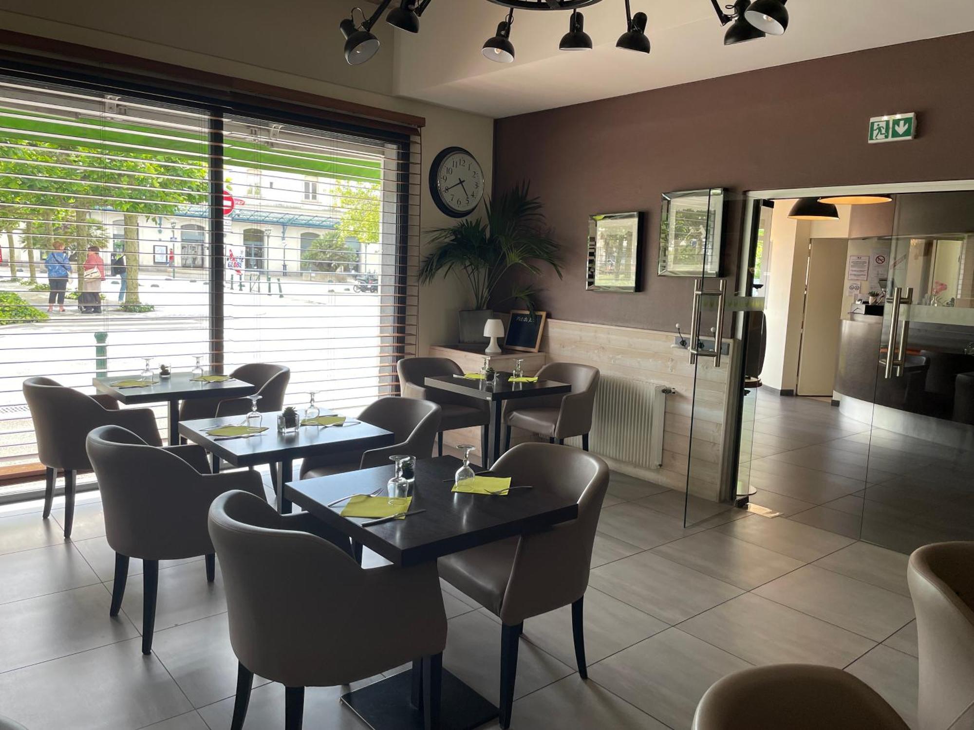 Cit'Hotel Le Chene Vert Les Sables-dʼOlonne Exteriör bild
